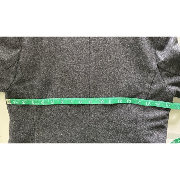 American Eagle Women’s Gray Wool Blend Pea Coat Jacket Minimalist Quiet Luxury S - Picture 9 of 10